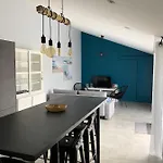Maison Moderne Avec Jardin A 750m De La Порник
