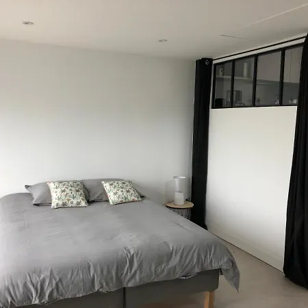 Сasa de vacaciones Maison Moderne Avec Jardin A 750m De La *