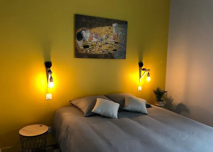 Maison Moderne Avec Jardin A 750m De La *