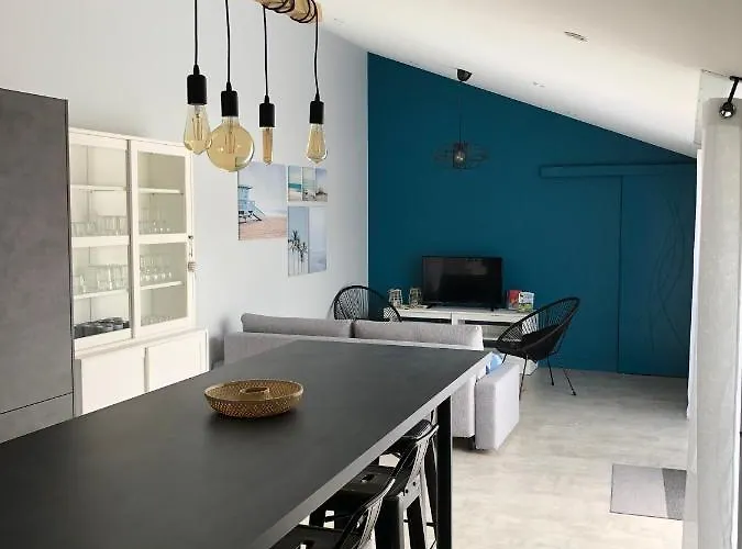 Maison Moderne Avec Jardin A 750m De La Pornic