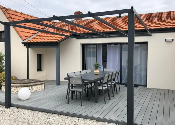 Maison Moderne Avec Jardin A 750m De La Nyaraló *